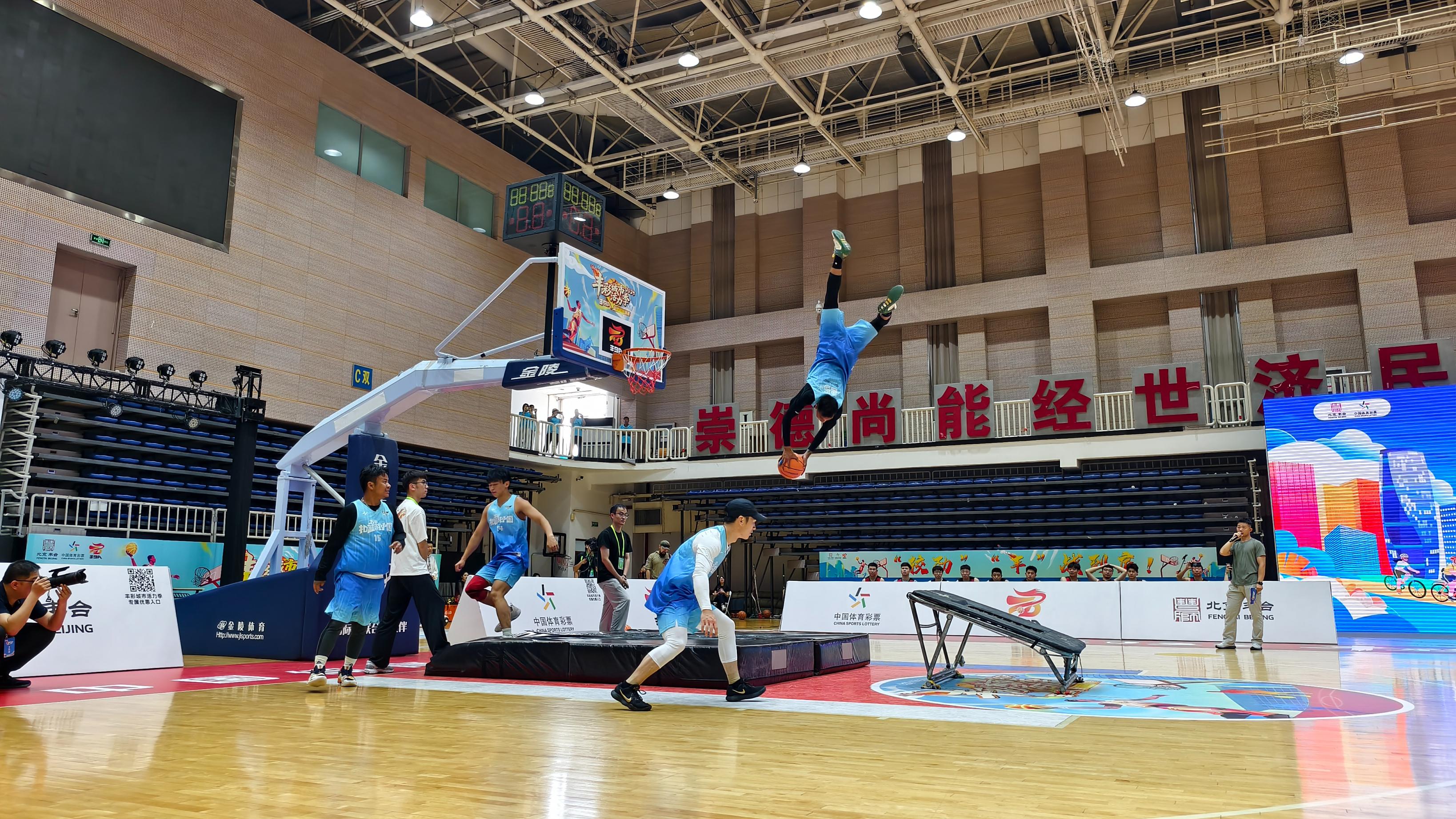篮球赛事今晚在巴黎拉开帷幕