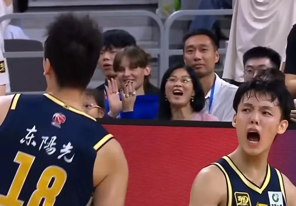 pg电子娱乐-球队收官战高能表现，斩获关键胜利的简单介绍
