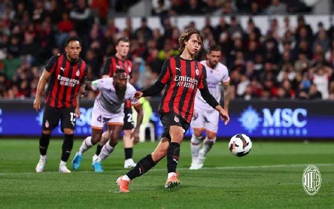 斯佩齐亚客场胜热那亚，告别三连败