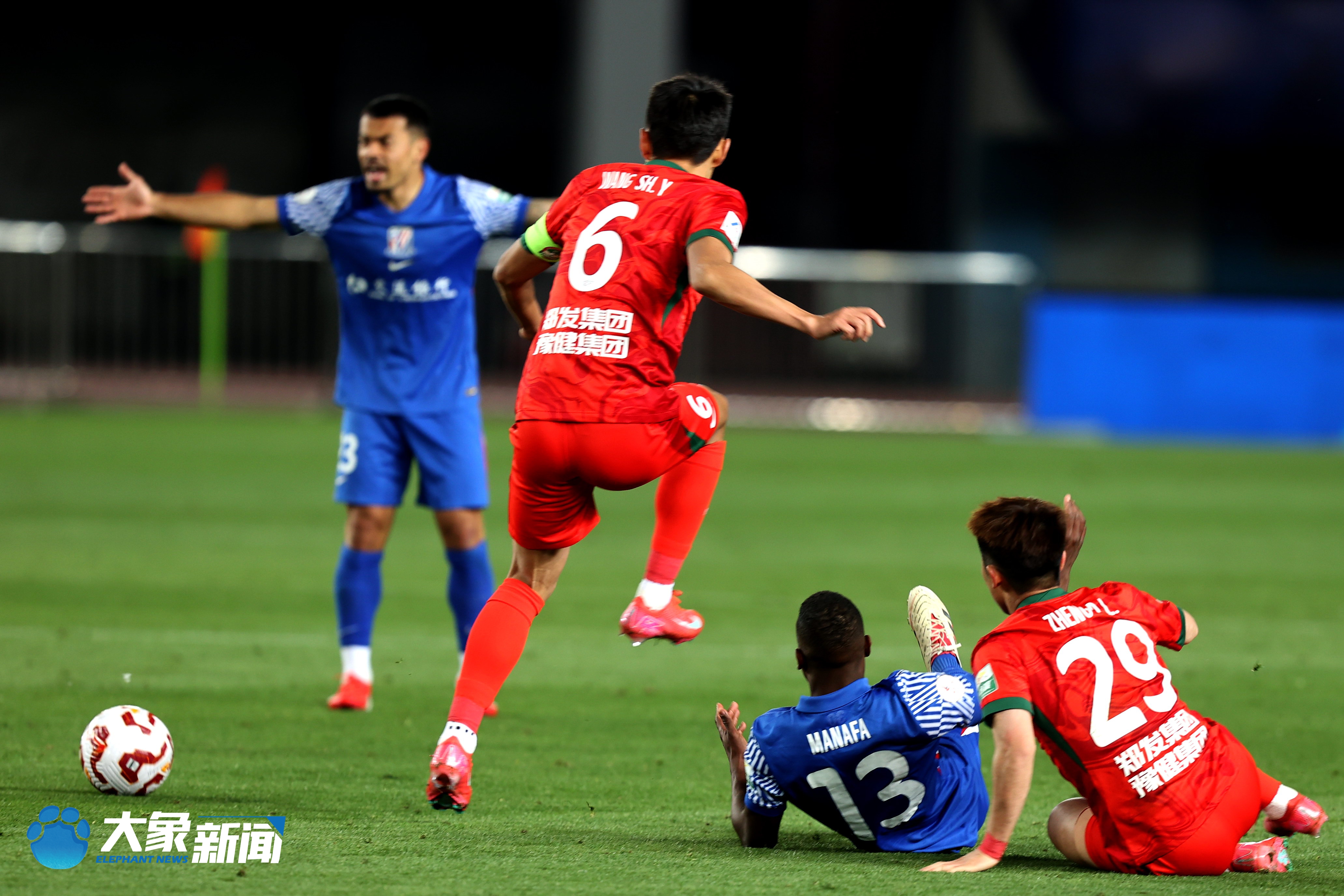 点球大战！上海申花队逆袭击败日本豪门的简单介绍