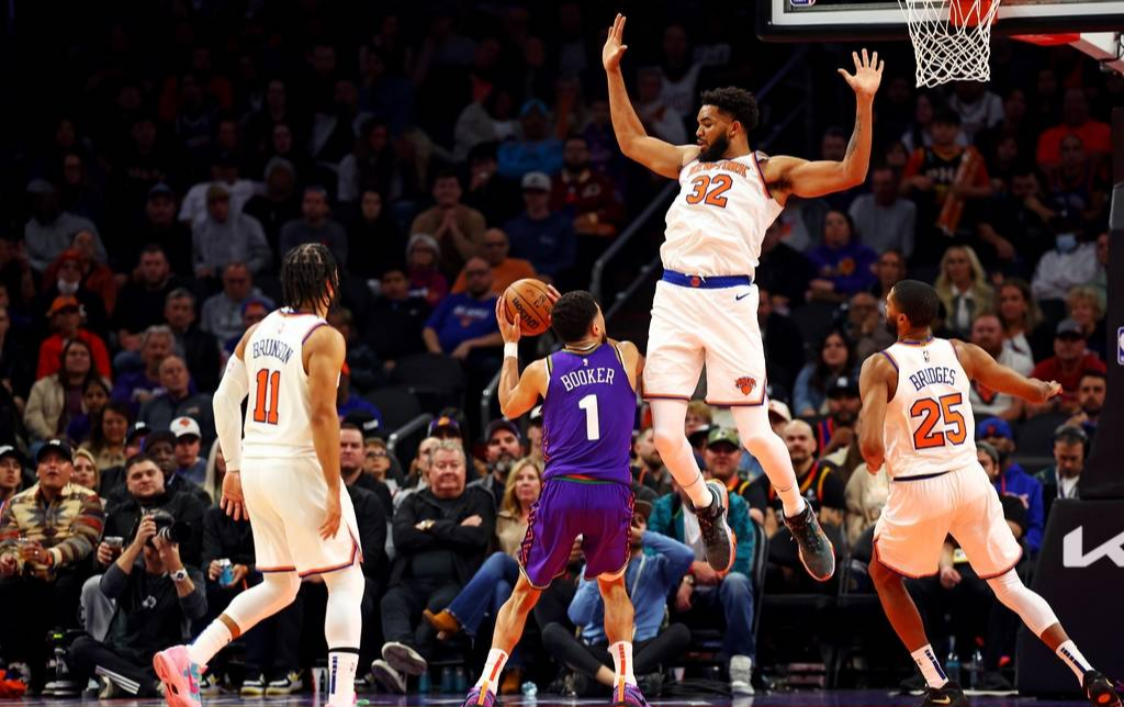 pg电子模拟器试玩在线-包含76人逆转黄蜂，领先系列赛的词条