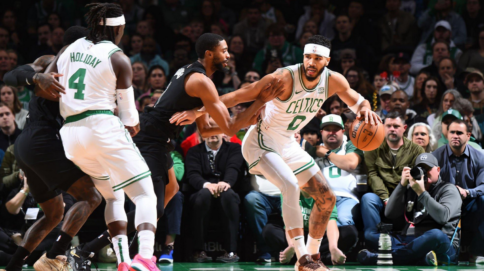 pg电子-猛龙大胜凯尔特人，终结对手连胜