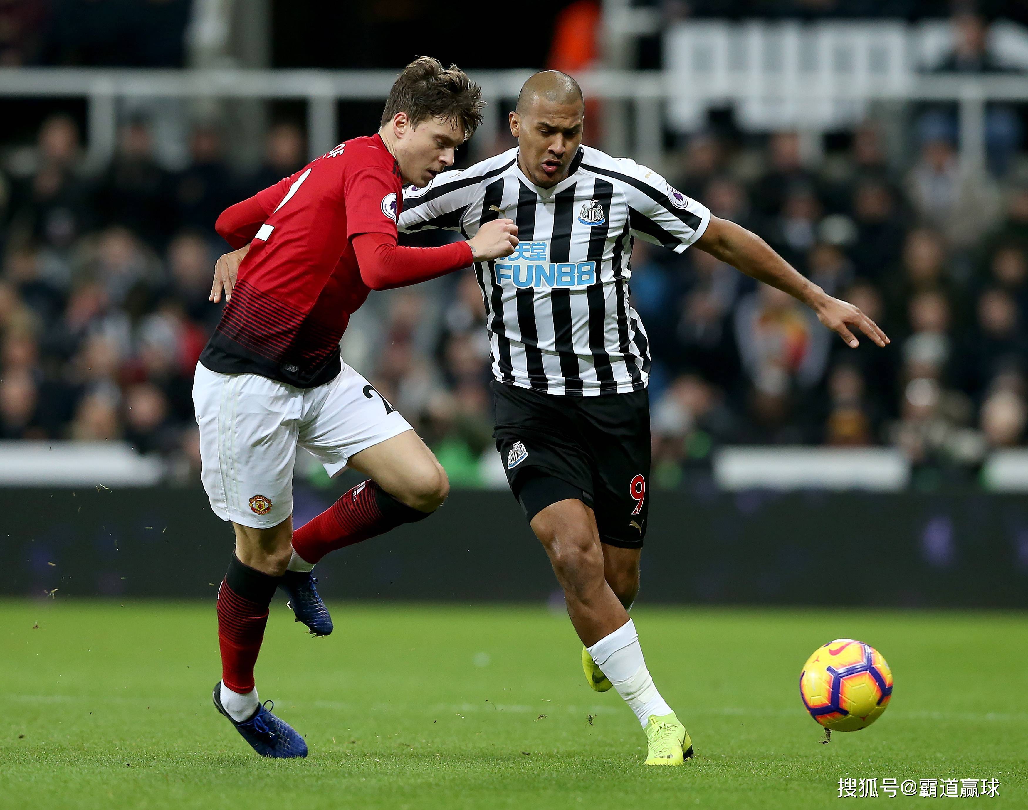 英超选手爆冷获胜,专家预测失准 英超选手爆冷获胜,专家预测失准