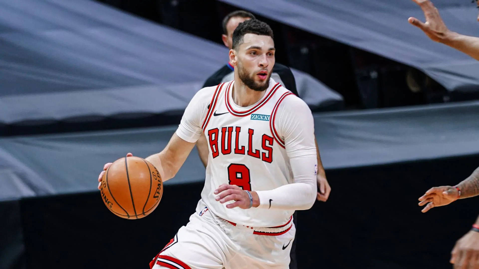 鹈鹕鏖战勇士，拉文惊艳四座