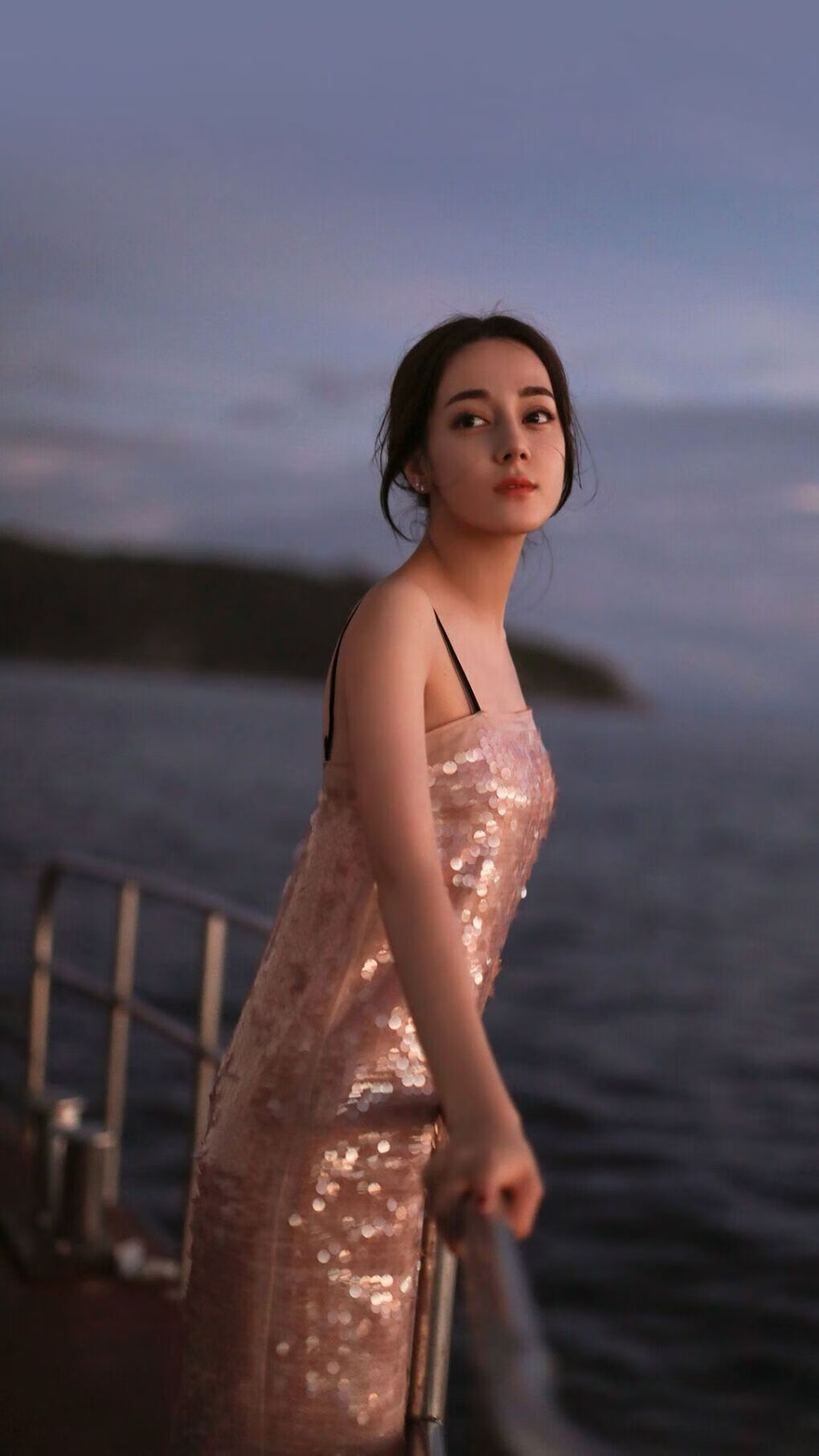 锡安数据狂潮吞噬深圳队,一场教学赛背后的残酷美学