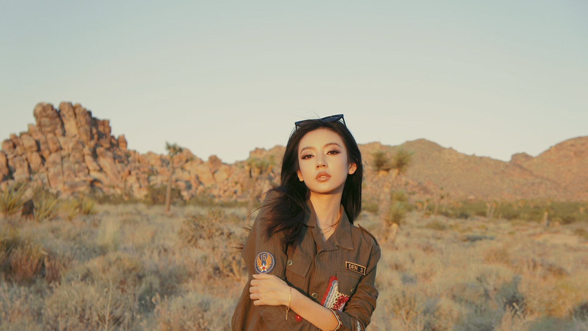 双线战场，从上海滩到奥运村，关键先生的同一哲学