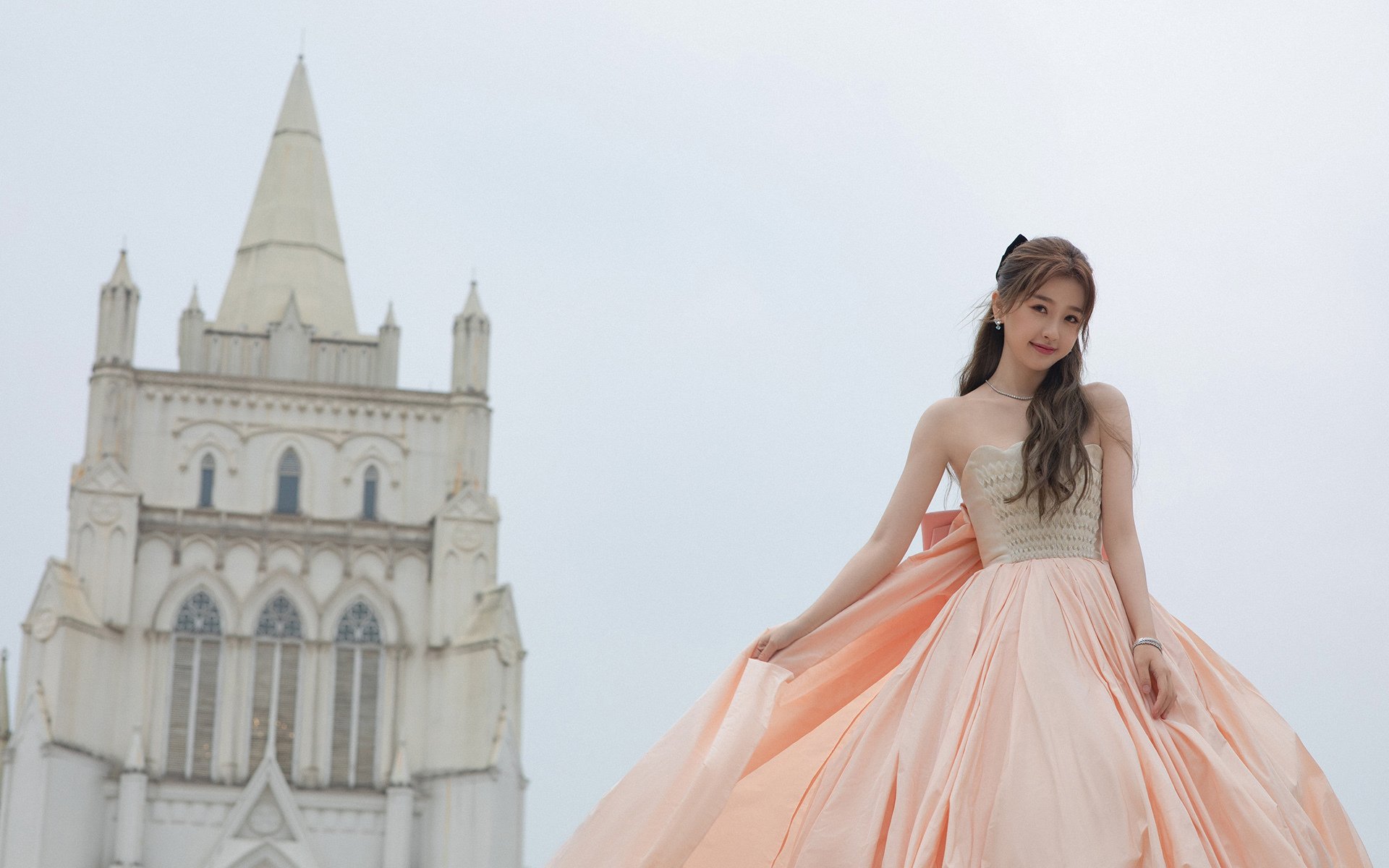 pg电子娱乐-金州勇士国际邀请赛惊险取胜，伦纳德致命一击锁定胜局