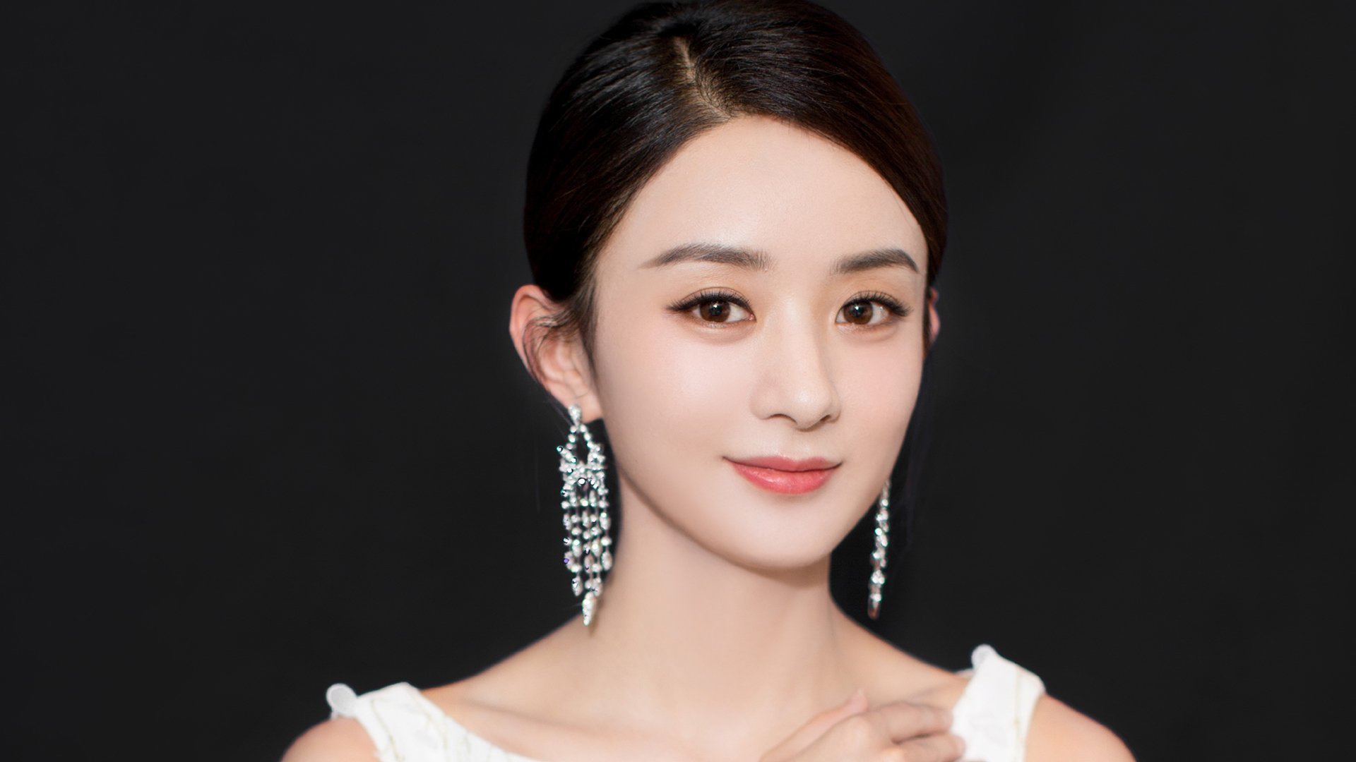 2026世界杯黑马之战，斯洛伐克碾压西班牙，凯恩表现抢眼引燃全球热议